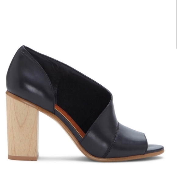 1. State Shoes - 1. State Amble Block Heel Sz 8 EUC